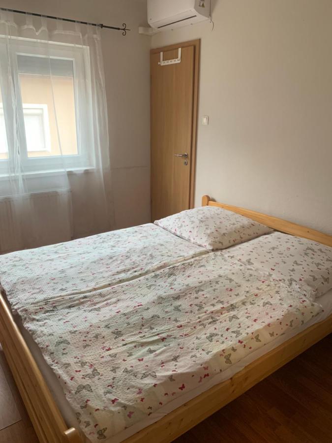 Gabor Aron Apartment Hajduszoboszlo Exterior foto