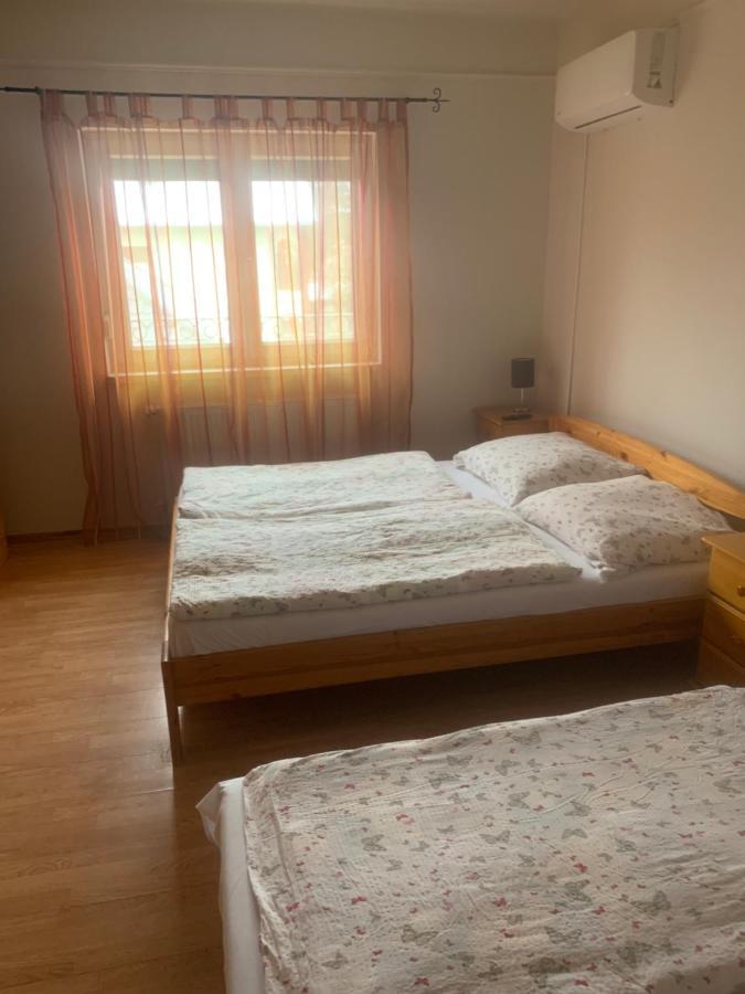 Gabor Aron Apartment Hajduszoboszlo Exterior foto