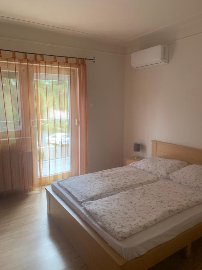 Gabor Aron Apartment Hajduszoboszlo Exterior foto