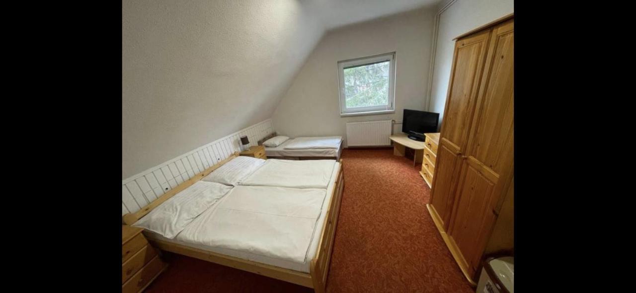 Gabor Aron Apartment Hajduszoboszlo Exterior foto