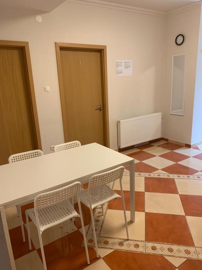Gabor Aron Apartment Hajduszoboszlo Exterior foto